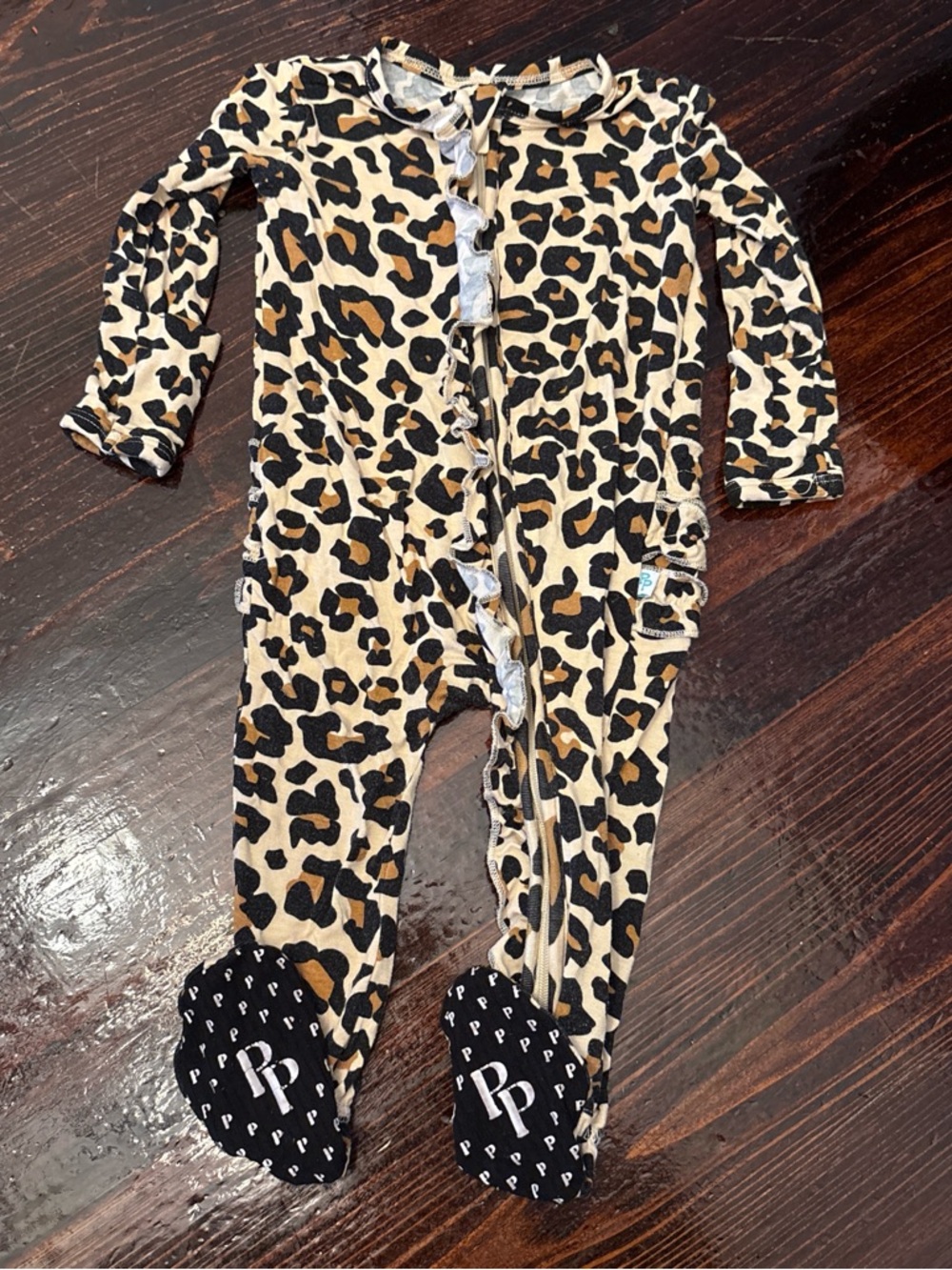 Leopard Print posh peanut